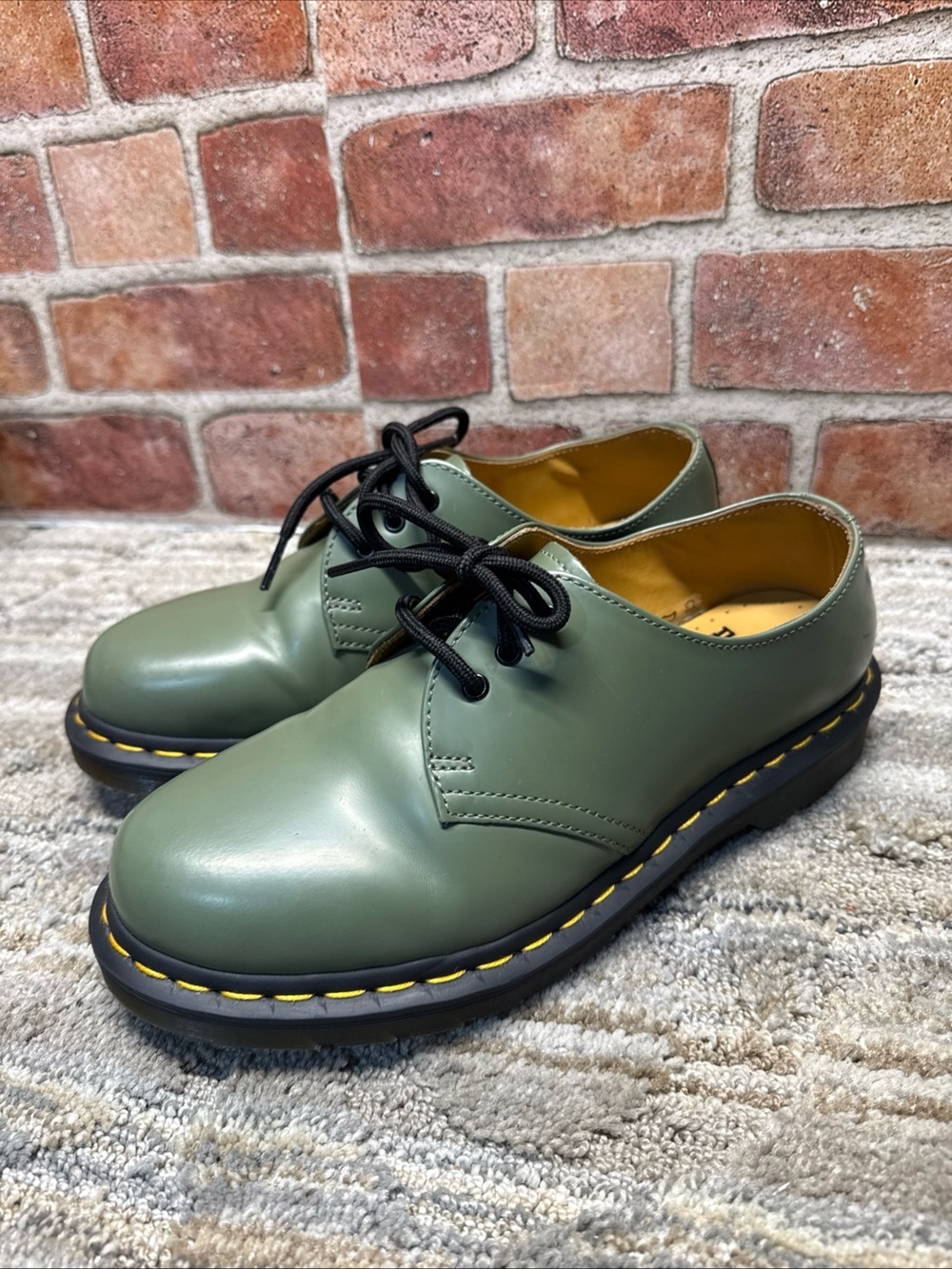 Dr. Martens 1461 Olive Green Leather Oxford Shoes Men’s US 6/ Women’s 7 EU 38